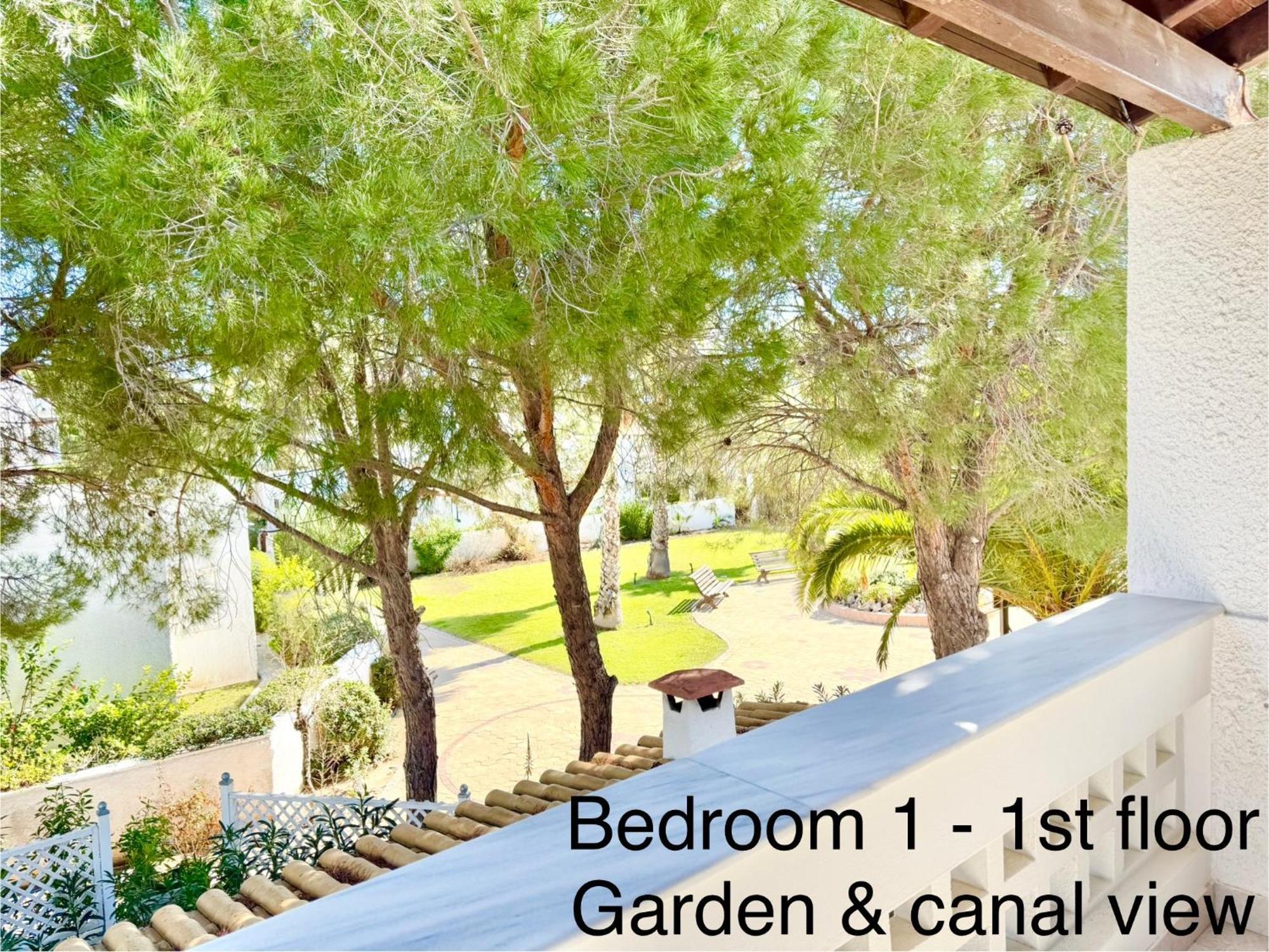 Villasonboard Dock Villa 3 Bed, 3 Bath, Canal, Greek Venice Porto Hydra Plépi Екстериор снимка